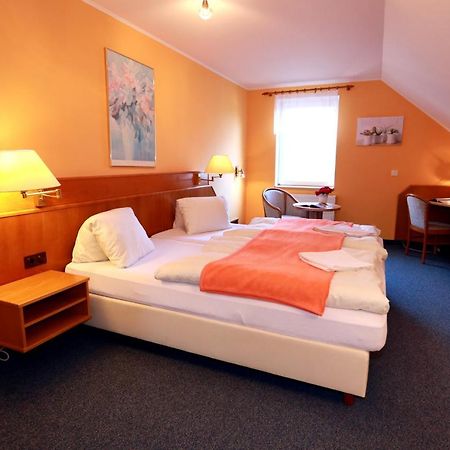 Hotel Nautilus Chodov  Buitenkant foto